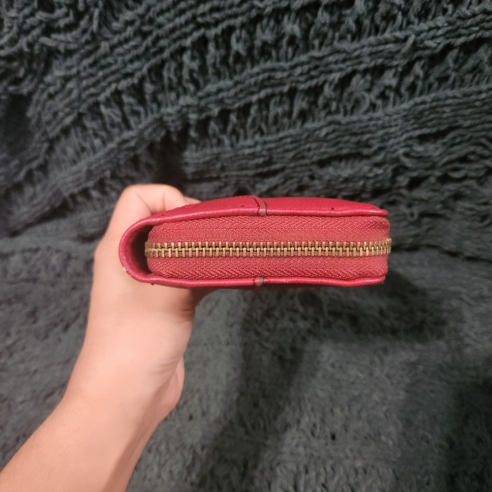 Frye And Co. Red Zip Around Wallet - Picture 4 of 13